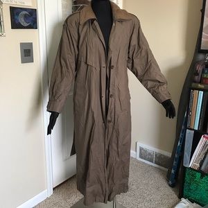 J. Gallery Women’s Trenchcoat